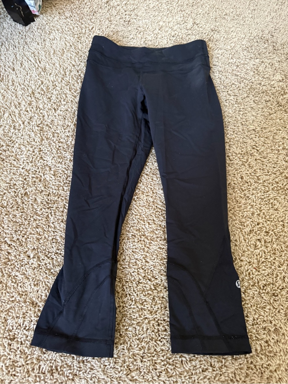 lululemon black 7/8 leggings